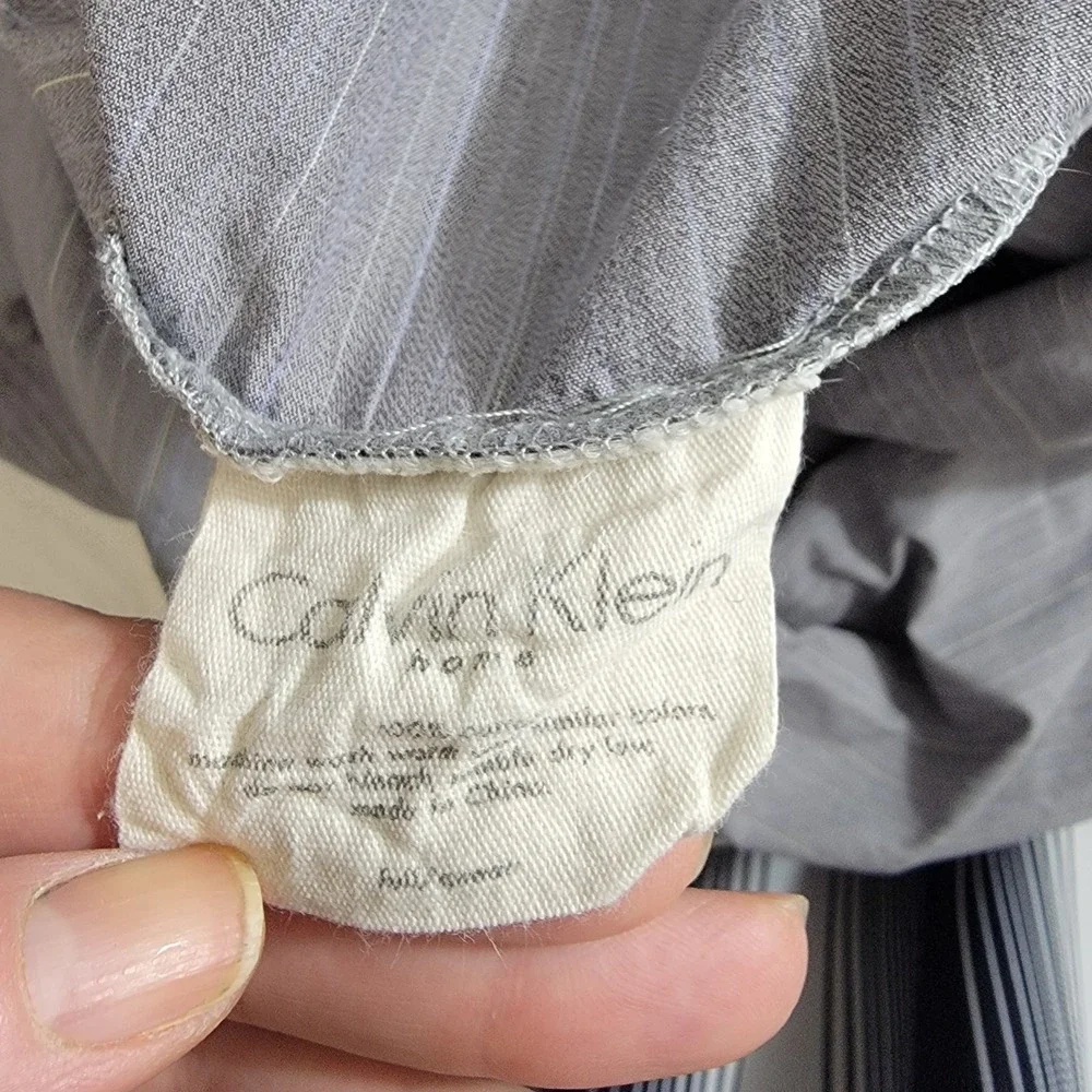 Calvin Klein‎ Home Grey Thin Stripe Duvet Cover Full/Queen 100% Cotton EUC